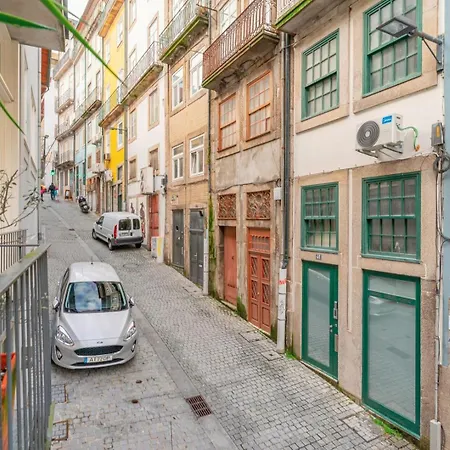 Luxussátor Loft With Great Balcony And Ac Close To Clerigos Porto