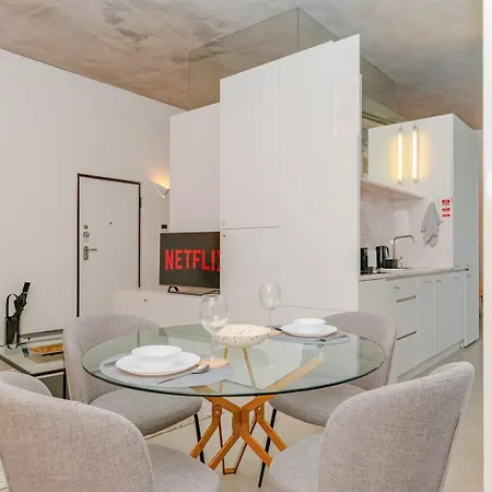 Loft With Great Balcony And Ac Close To Clerigos Luxussátor Porto