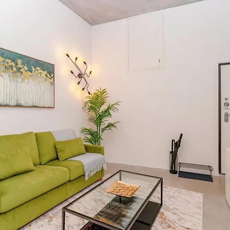 Loft With Great Balcony And Ac Close To Clerigos * Oporto