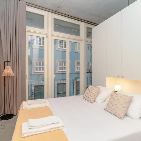 Loft With Great Balcony And Ac Close To Clerigos * Oporto